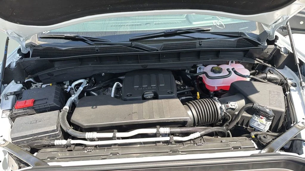 New 2026 Summit White GMC Elevation image 22