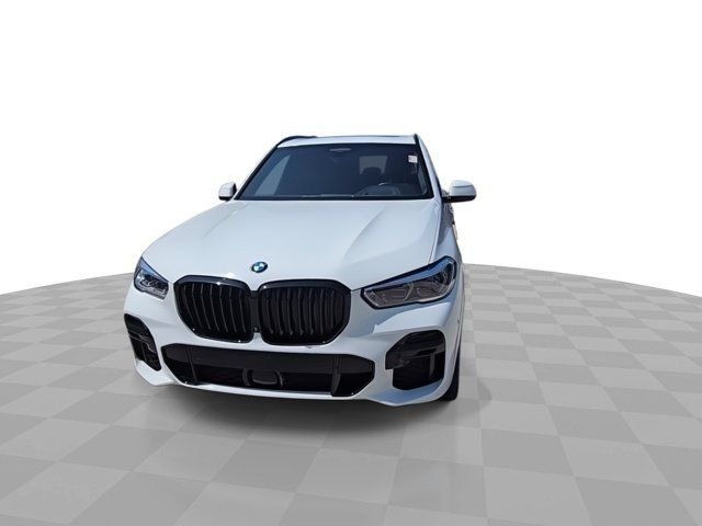 Used 2023 White BMW M50i image 3