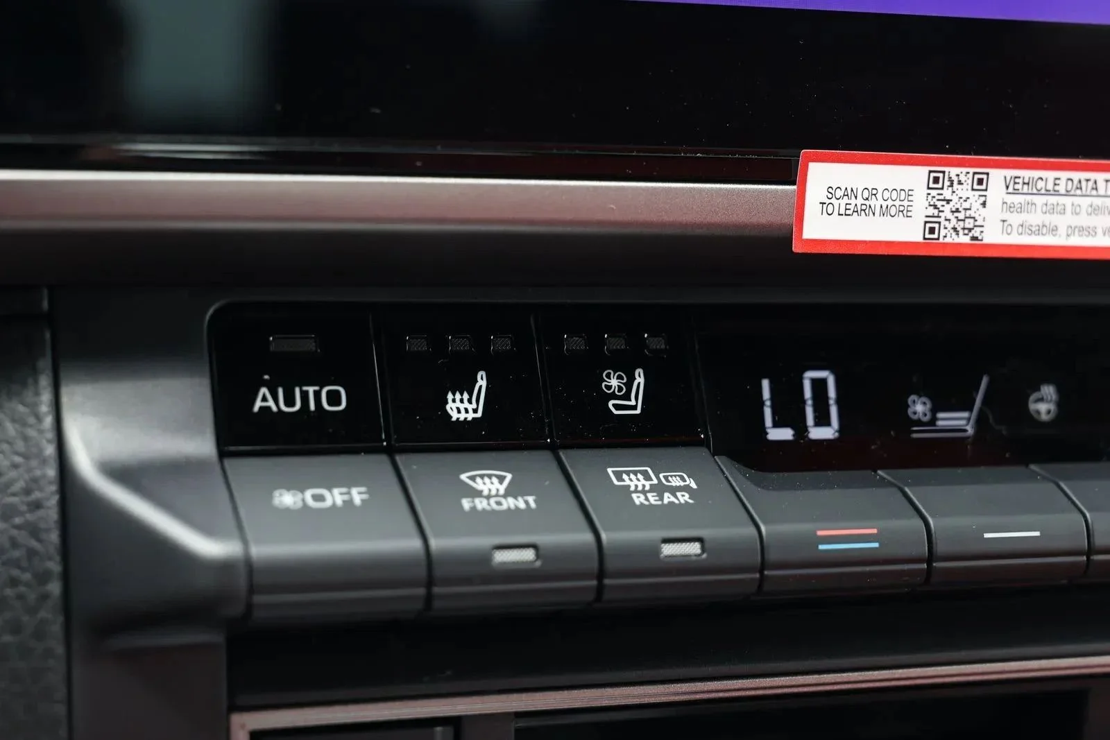 New 2026 Wind Chill Pearl Toyota XSE image 4