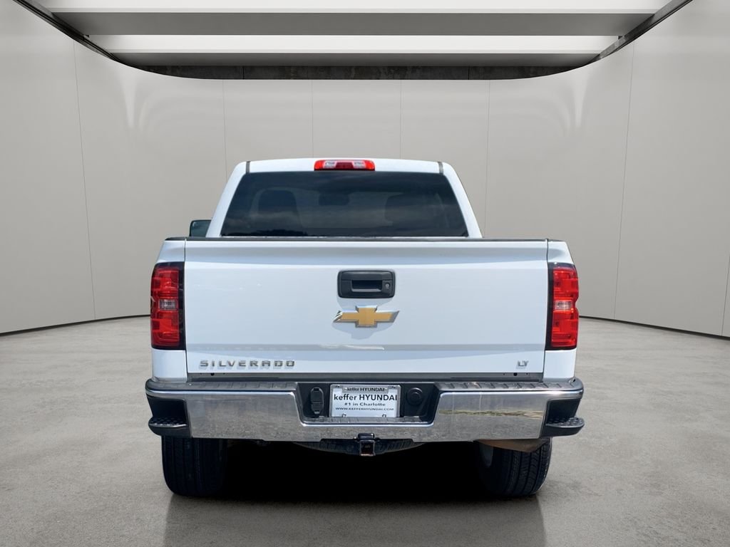 Used 2016 Summit White Chevrolet LT image 4