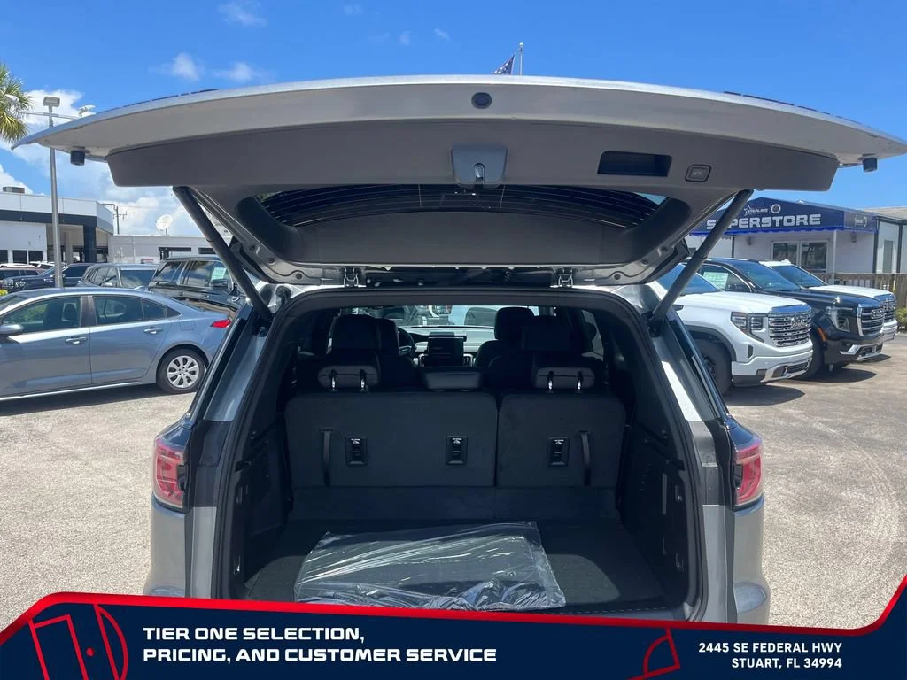 2026 GMC Acadia Elevation - Photo 10