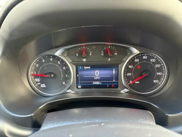 Used 2023 Silver GMC SLE image 12