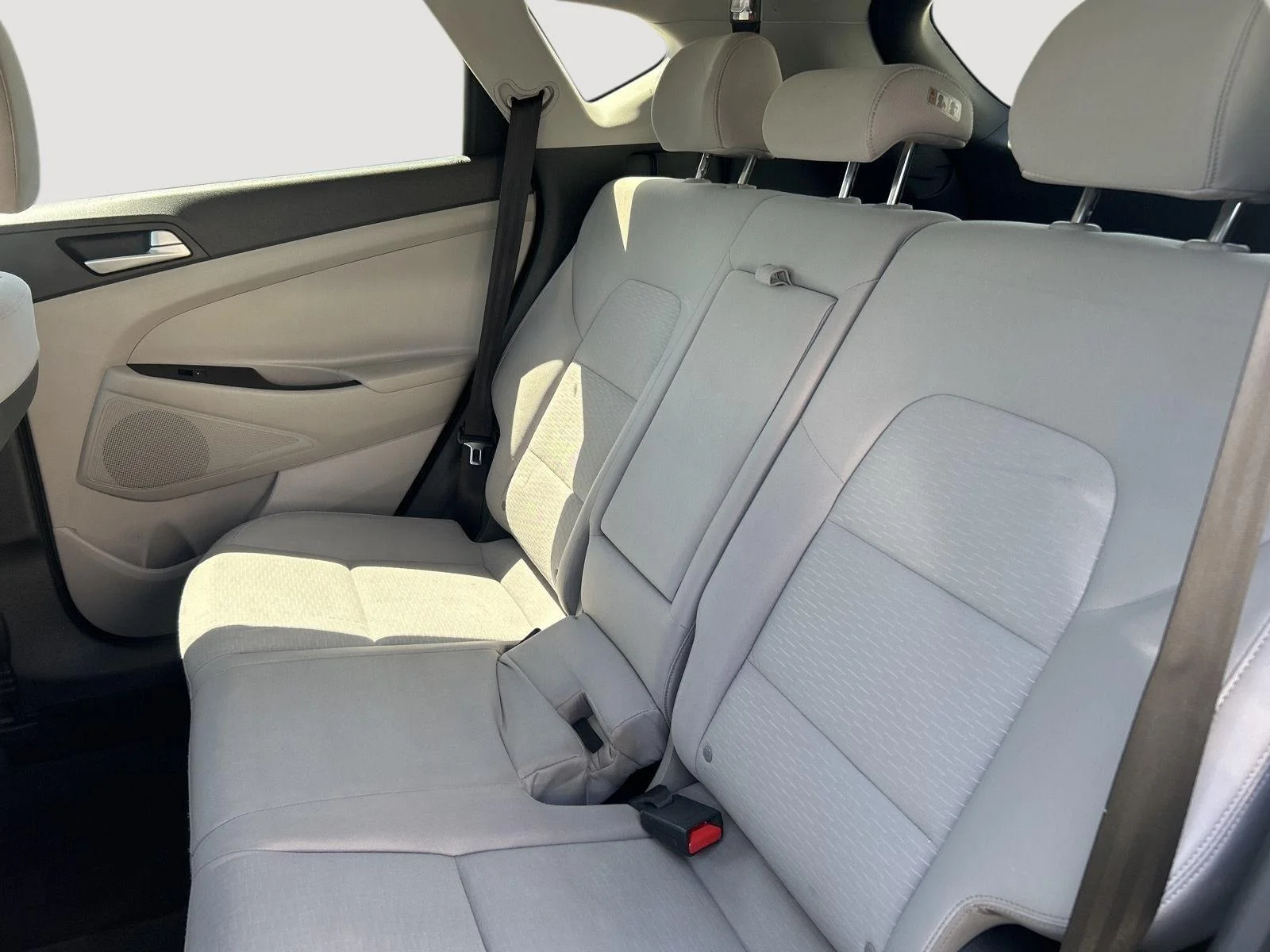 Certified Used 2019 WHITE Hyundai SE image 12