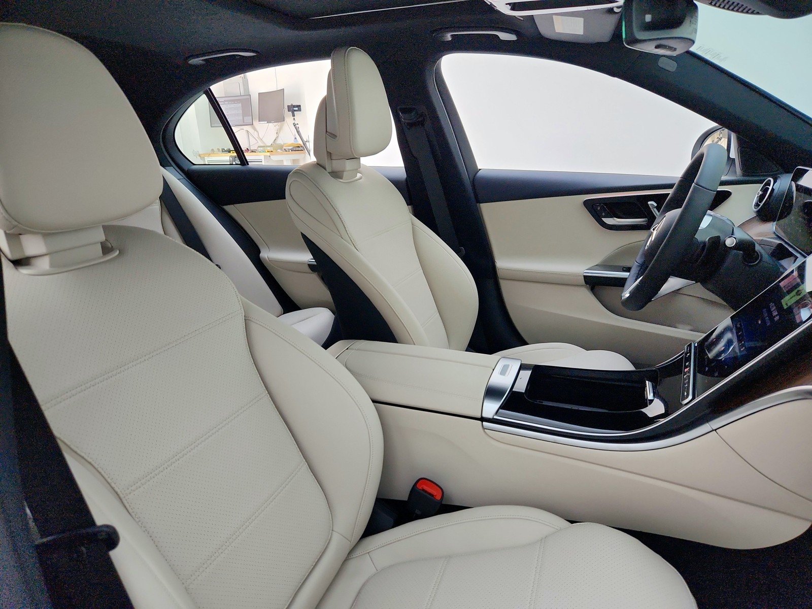 New 2026 Polar White Mercedes-Benz C 300 Sedan image 20
