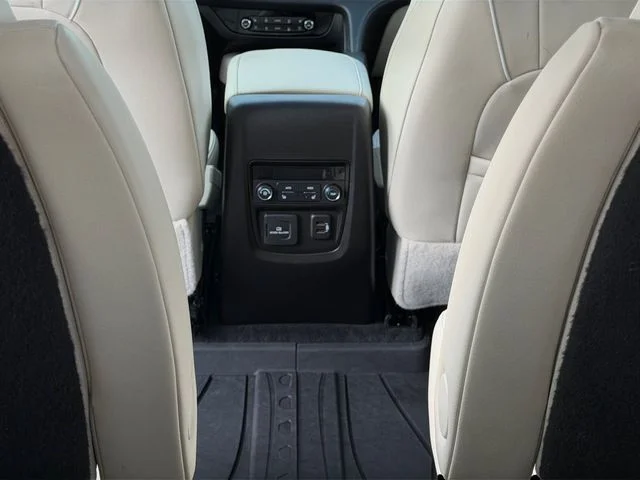 Used 2023 White Buick Avenir image 19