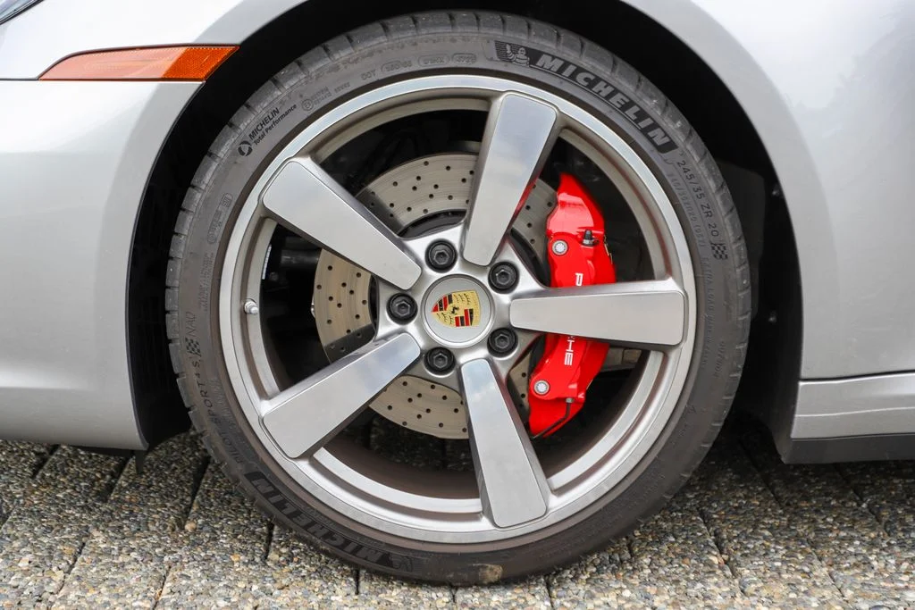 Used 2024 GT Silver Metallic Porsche Carrera S image 20