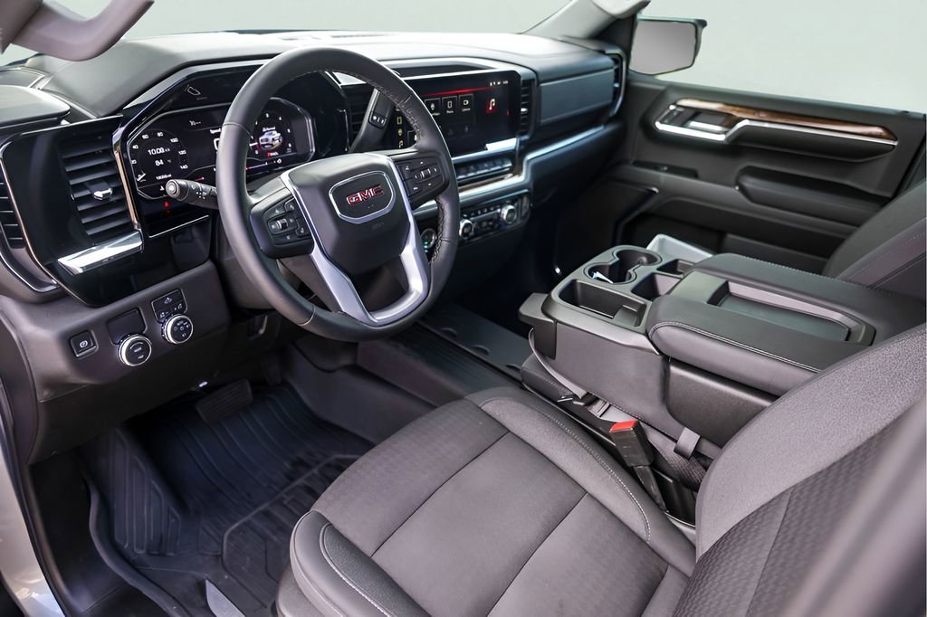 Used 2024 Sterling Metallic GMC Elevation image 13