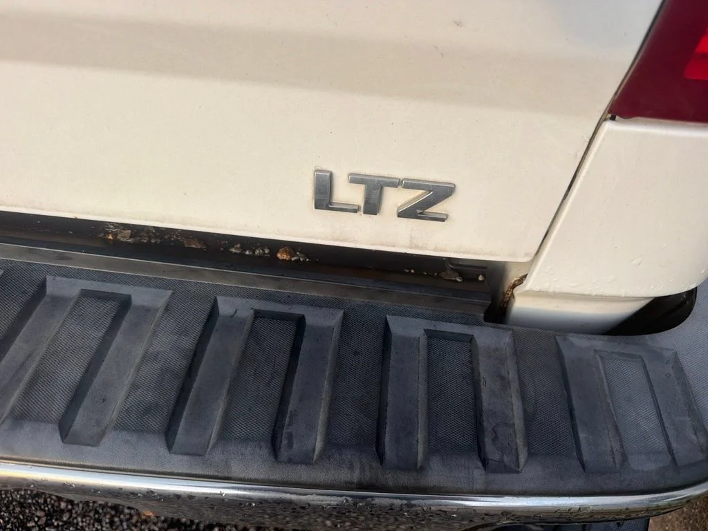 Used 2017 Summit White Chevrolet LTZ image 5