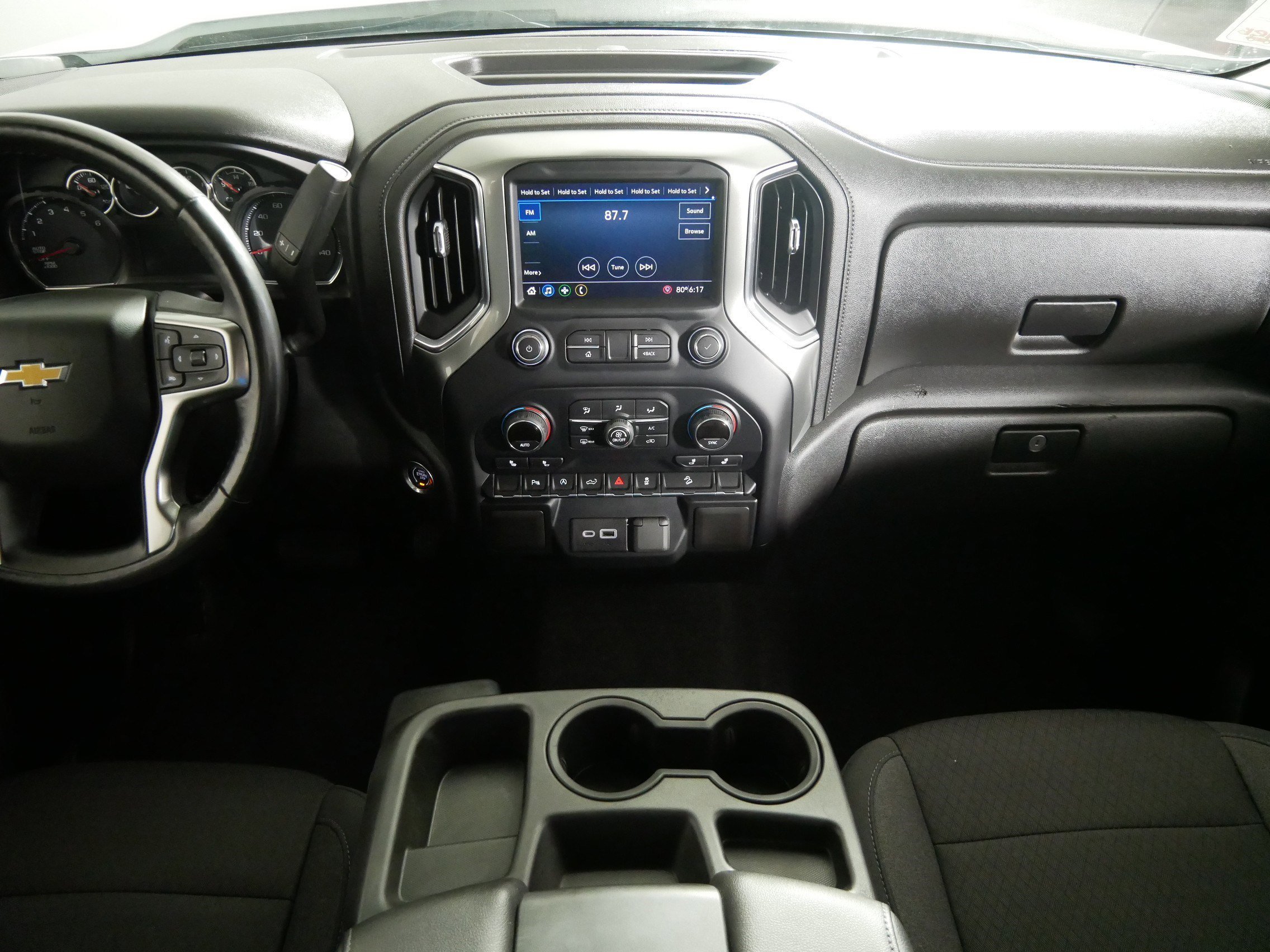 Used 2020 SUMMIT WHITE Chevrolet LT image 10