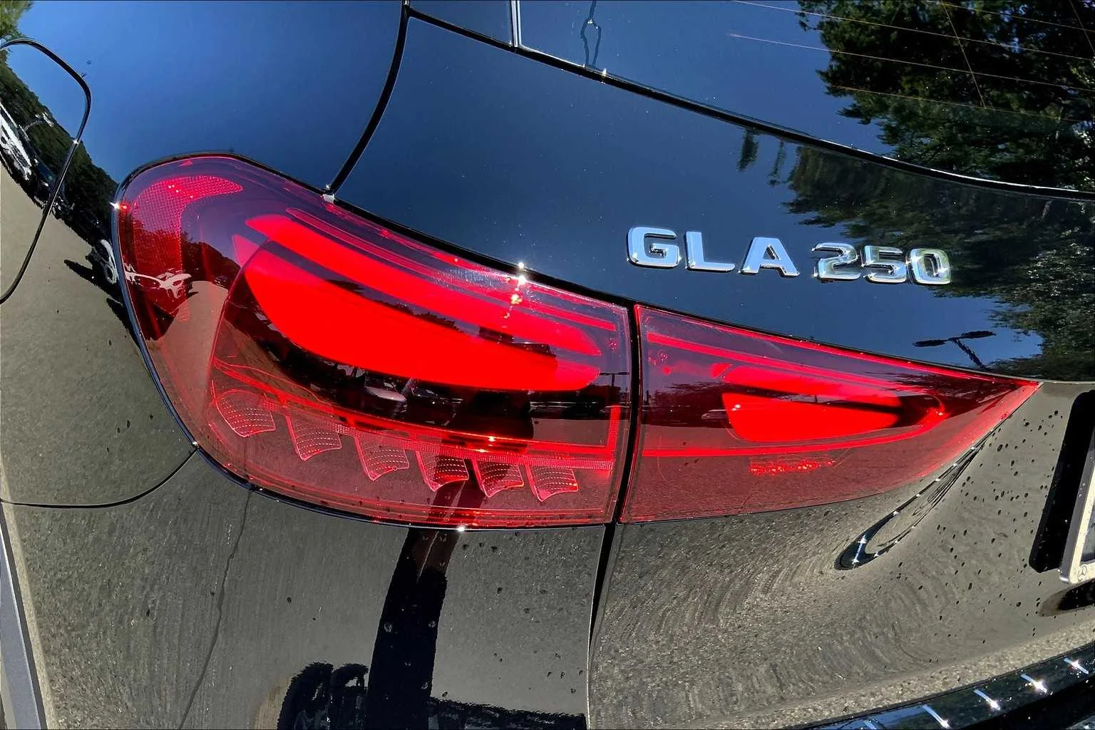 Certified Used 2026 Night Black Mercedes-Benz GLA 250 image 18