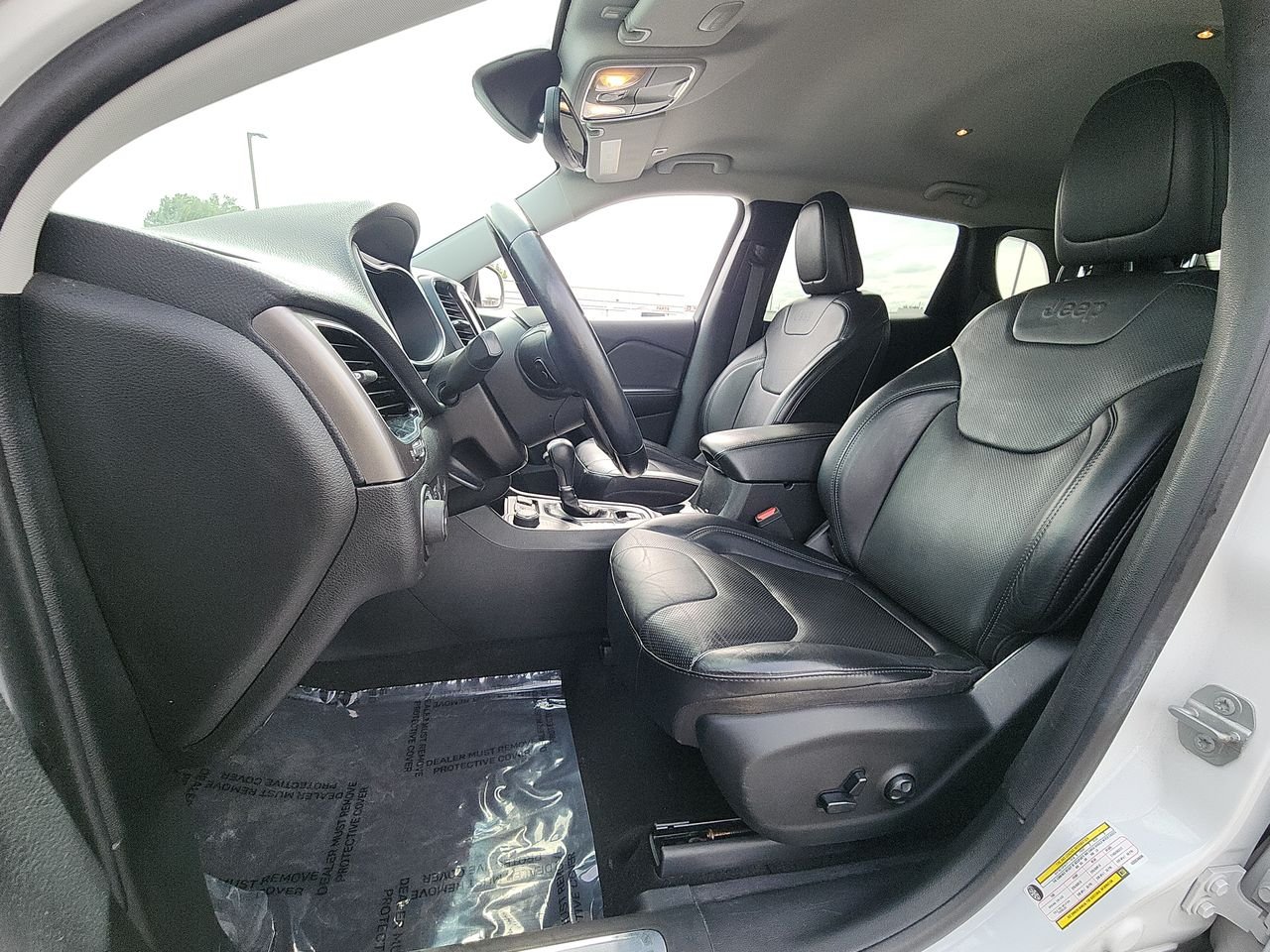 Used 2019 White Jeep Limited image 11
