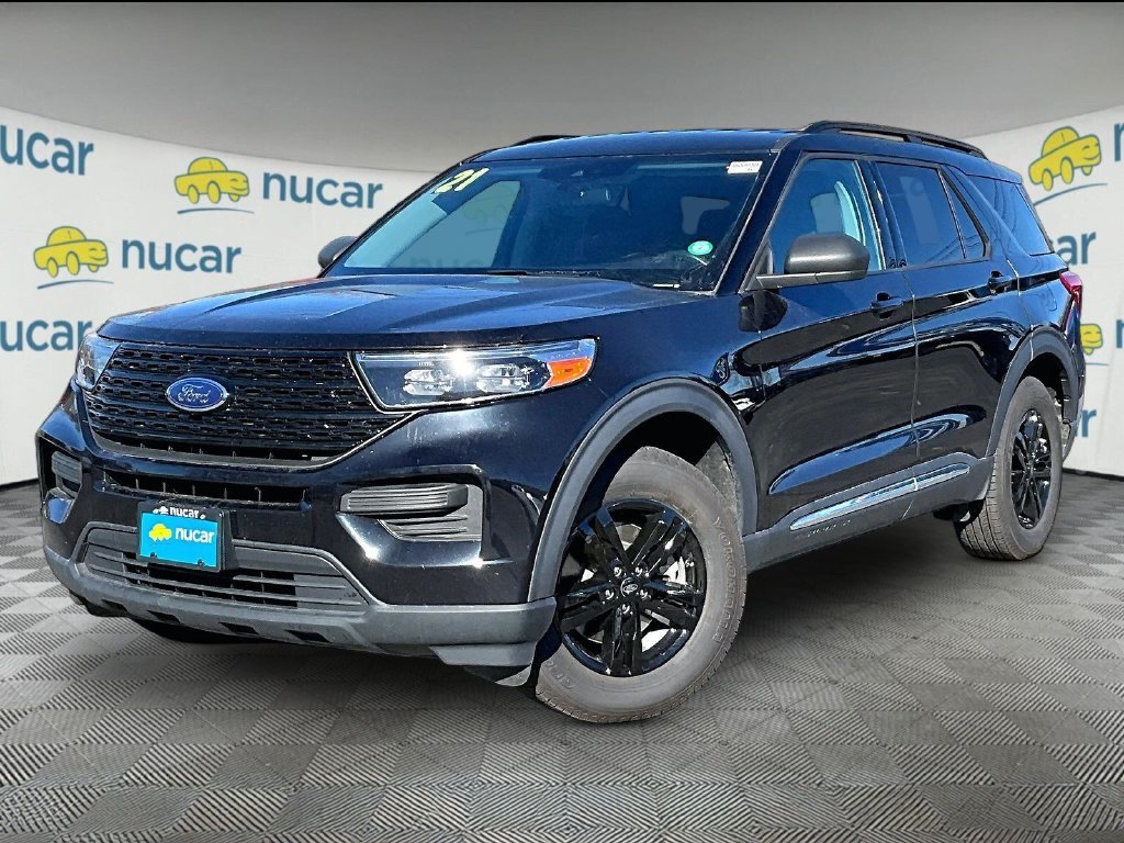 Used 2021 Black Metallic Ford XLT image 3