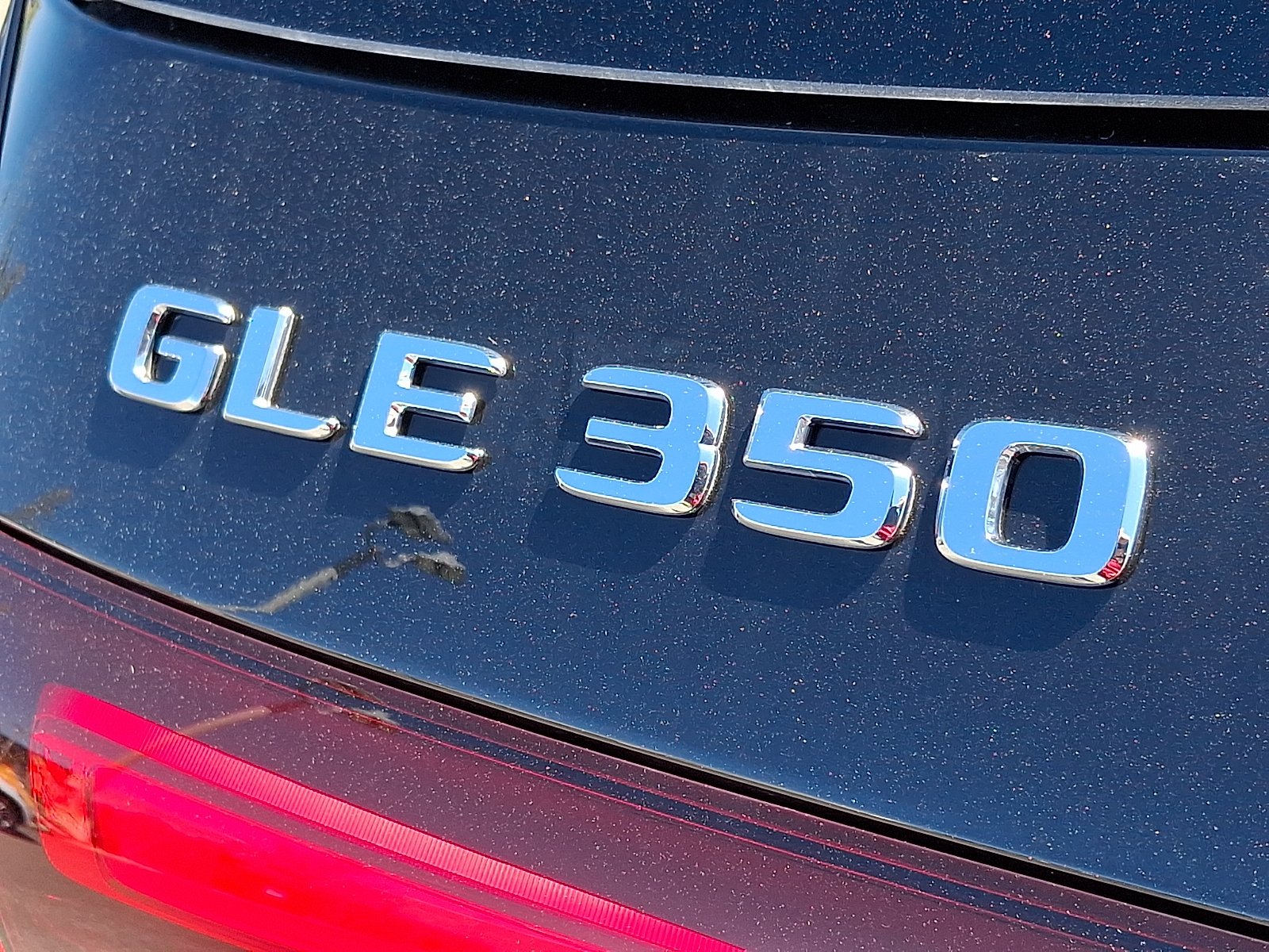 New 2026 Obsidian Black Metallic Mercedes-Benz GLE 350 image 18