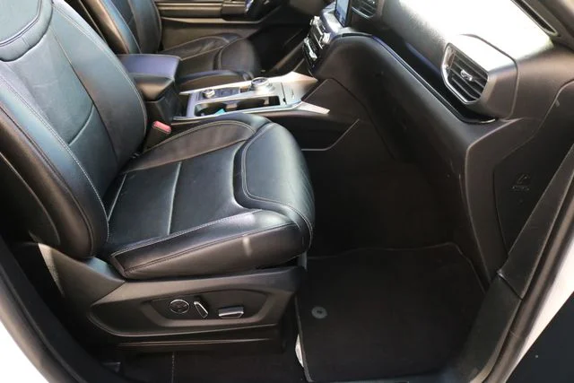 Used 2020 White Ford ST image 31