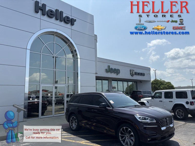 Used 2023 Red Metallic Lincoln Grand Touring image 1