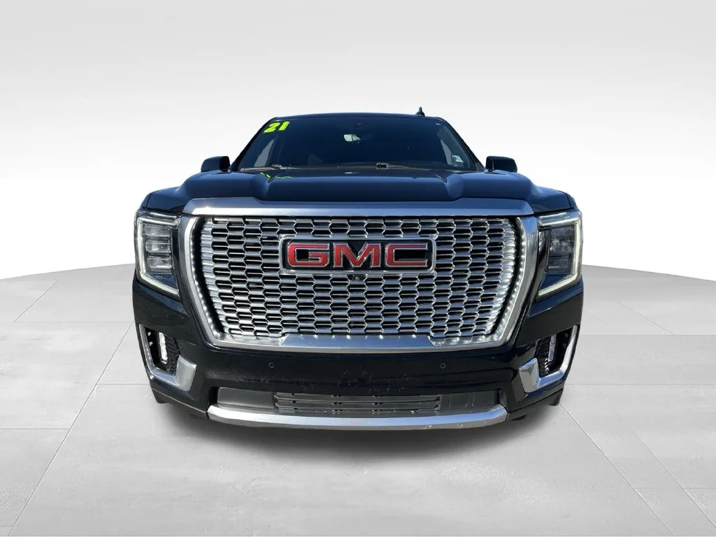 Used 2021 Black GMC Denali image 2