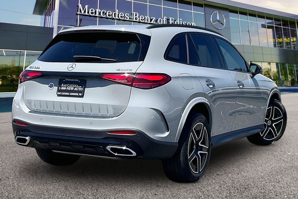 Used 2026 Gray Mercedes-Benz GLC 300 image 10