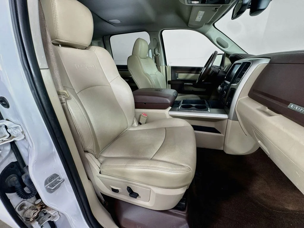 Used 2014 White Ram Laramie image 33