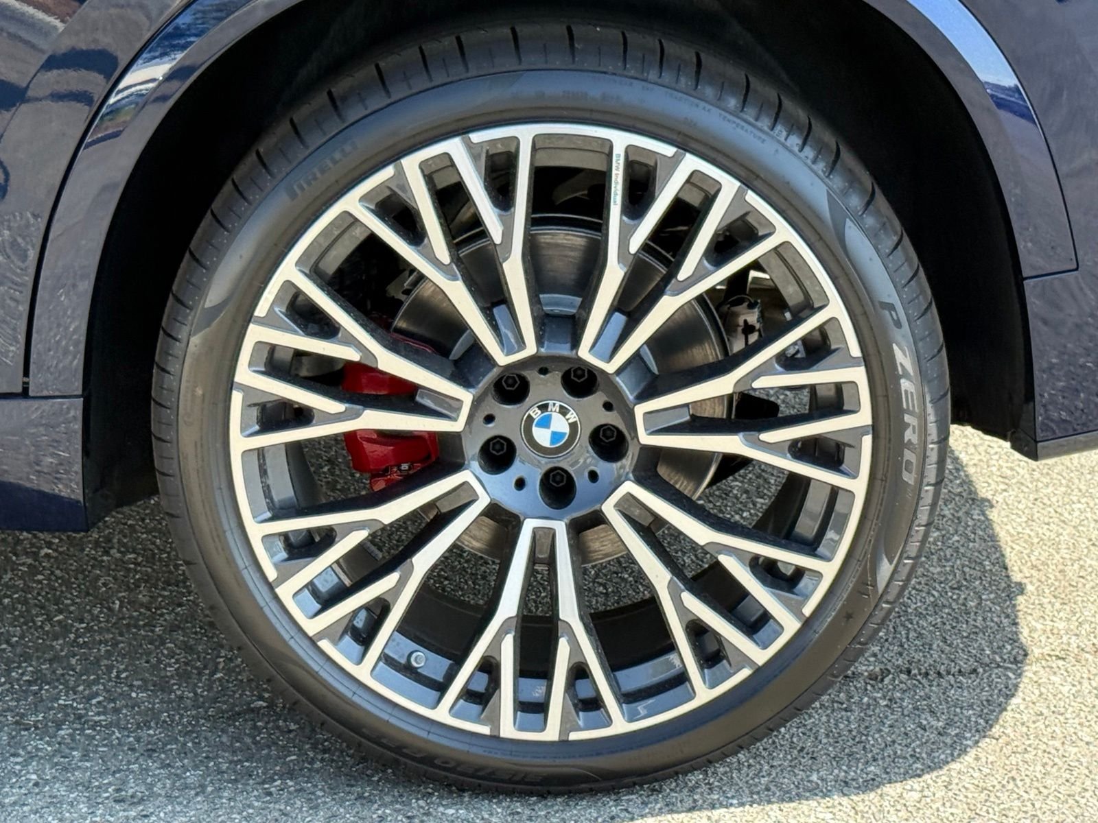 New 2026 Tanzanite Blue II Metallic BMW sDrive40i image 18