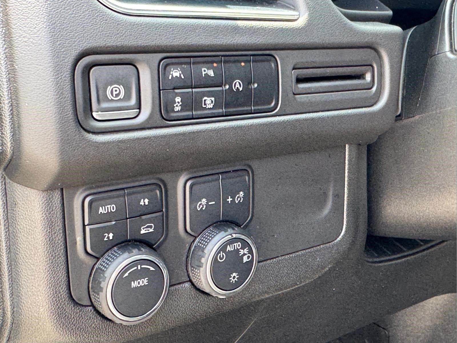 Used 2024 Sterling Gray Metallic Chevrolet LT image 22