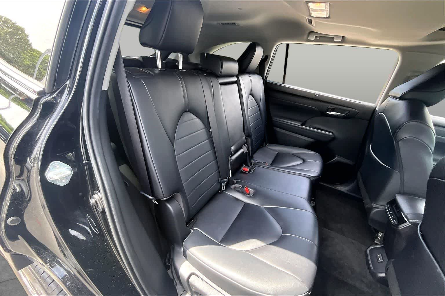 Used 2023 Midnight Black Metallic Toyota XLE image 21