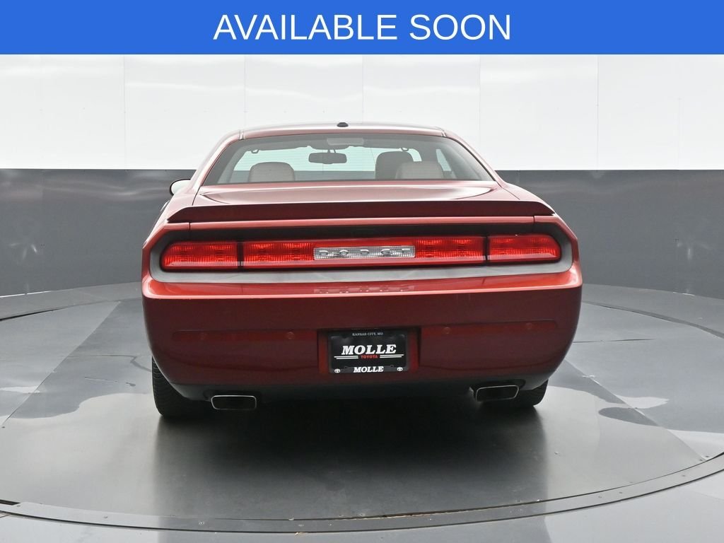 Used 2014 Red Dodge SXT image 6