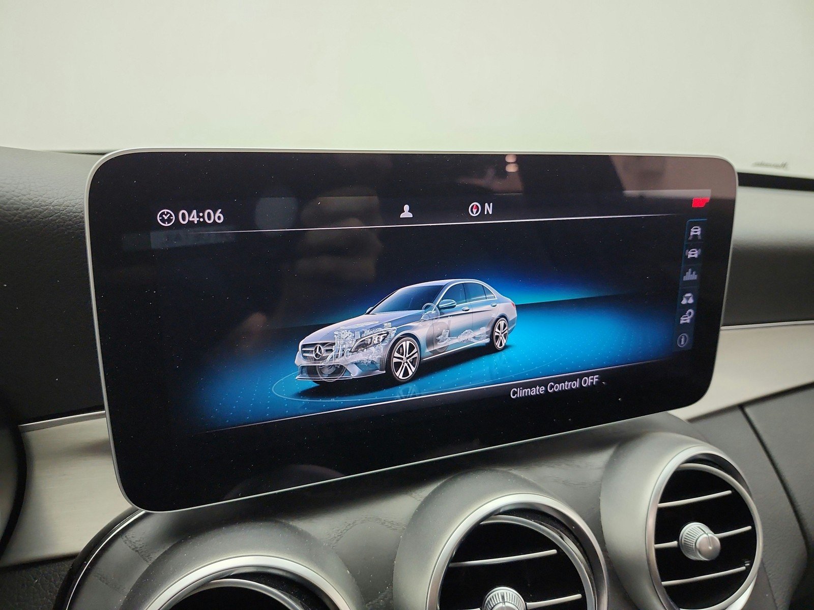 Used 2019 Polar White Mercedes-Benz C 300 Sedan image 9