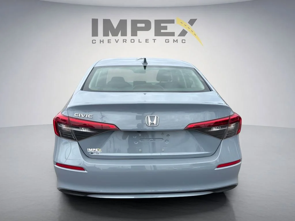 Used 2023  Honda EX image 4