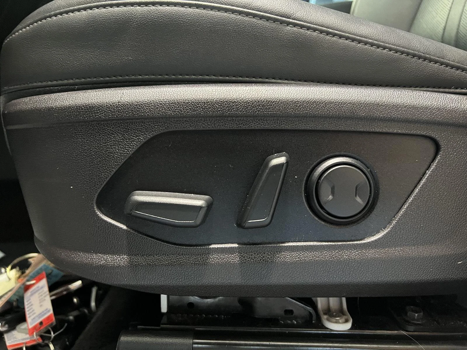 Used 2022  Kia SX image 19