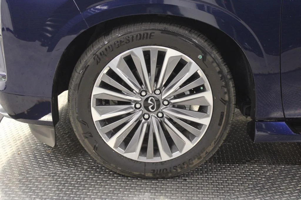 2025 INFINITI QX80 Luxe 4WD - Photo 15