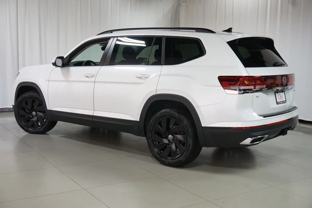 New 2026 Opal White Volkswagen 2.0T SE w/Technology image 8