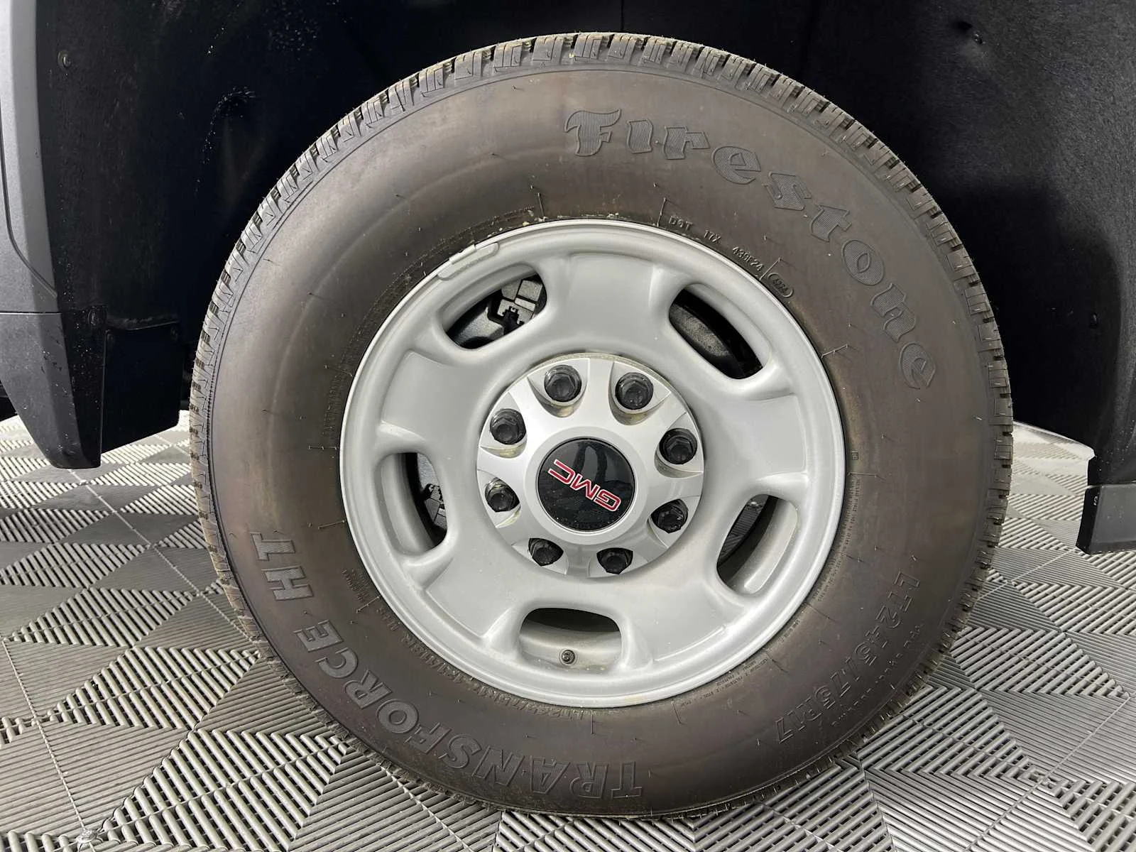 New 2025 Summit White GMC Pro image 10