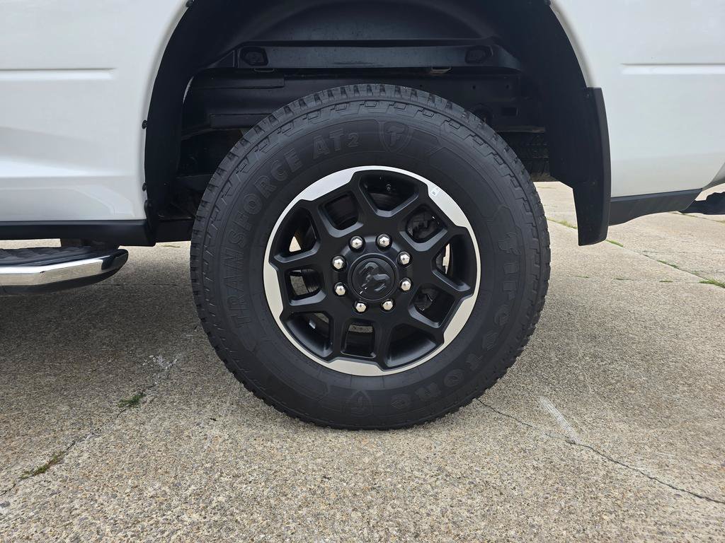 Used 2025 Bright White Clearcoat Ram Laramie image 10