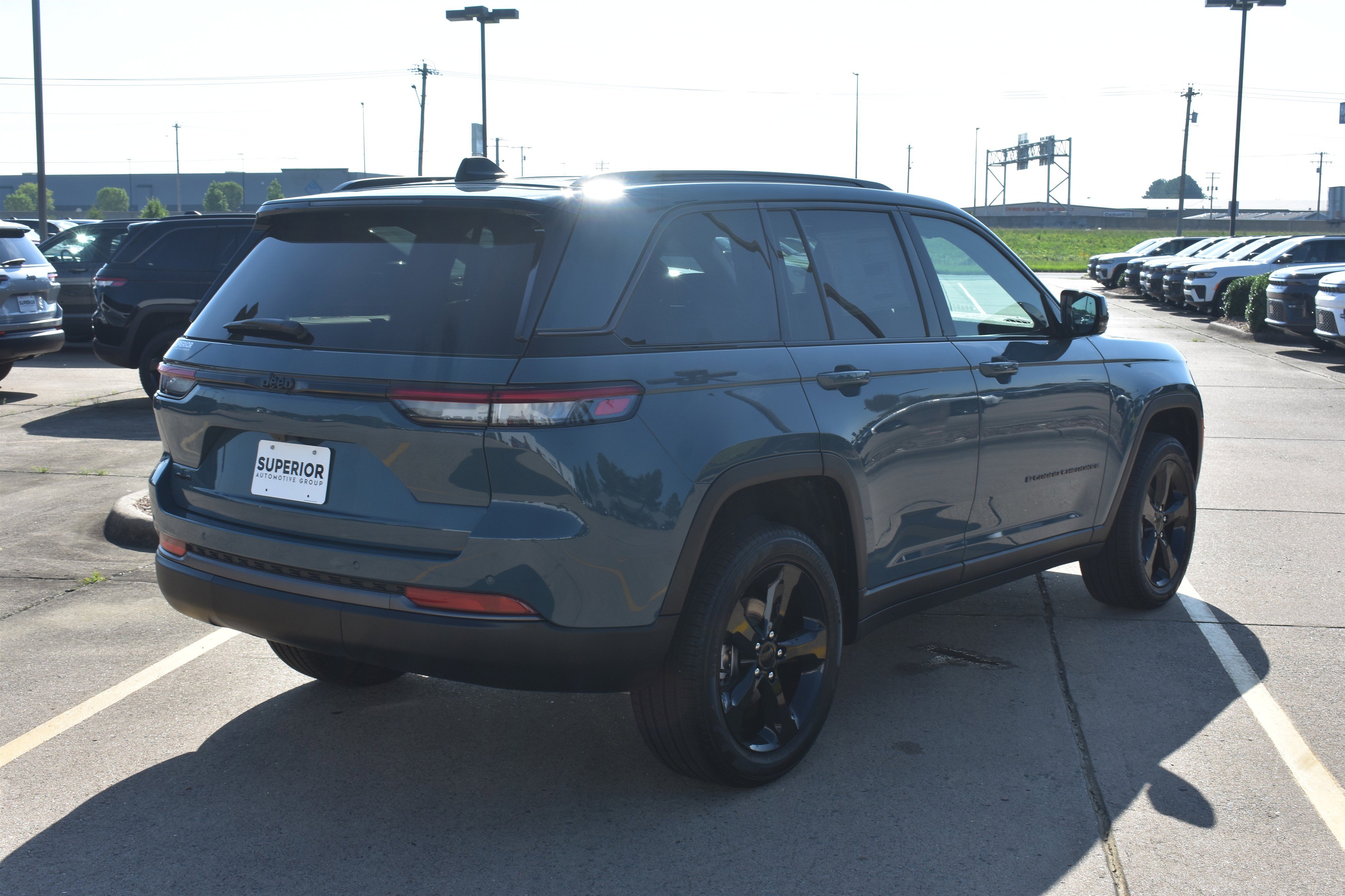 New 2026 Steel Blue Exterior Paint Jeep Limited image 5