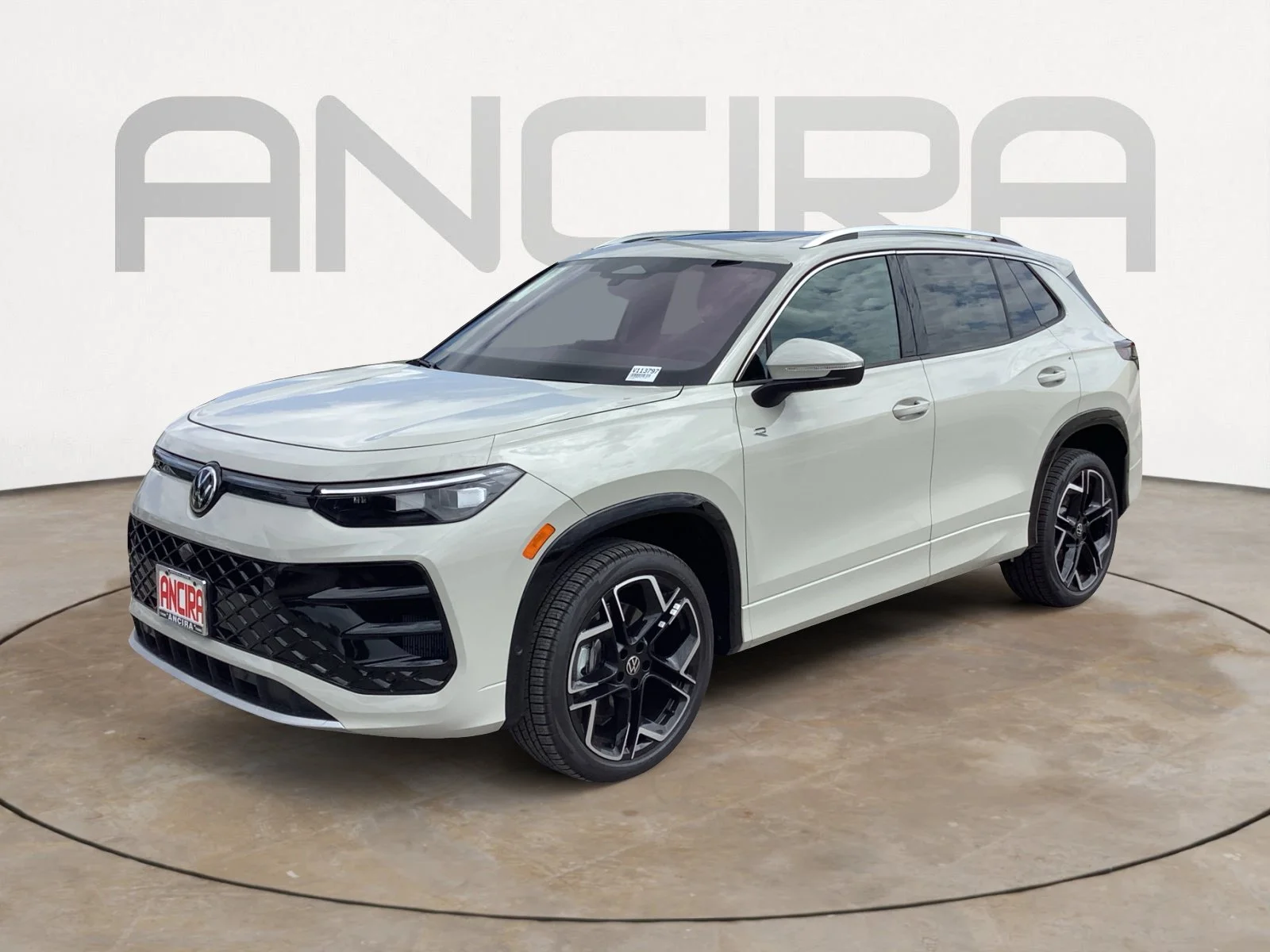 New 2026 SANDSTONE Volkswagen SEL R-Line Turbo image 4