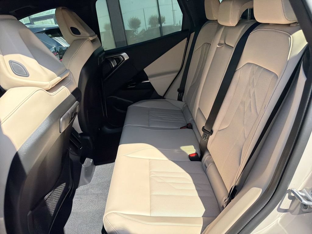 New 2026 Dune Grey Metallic BMW 30 xDrive image 18