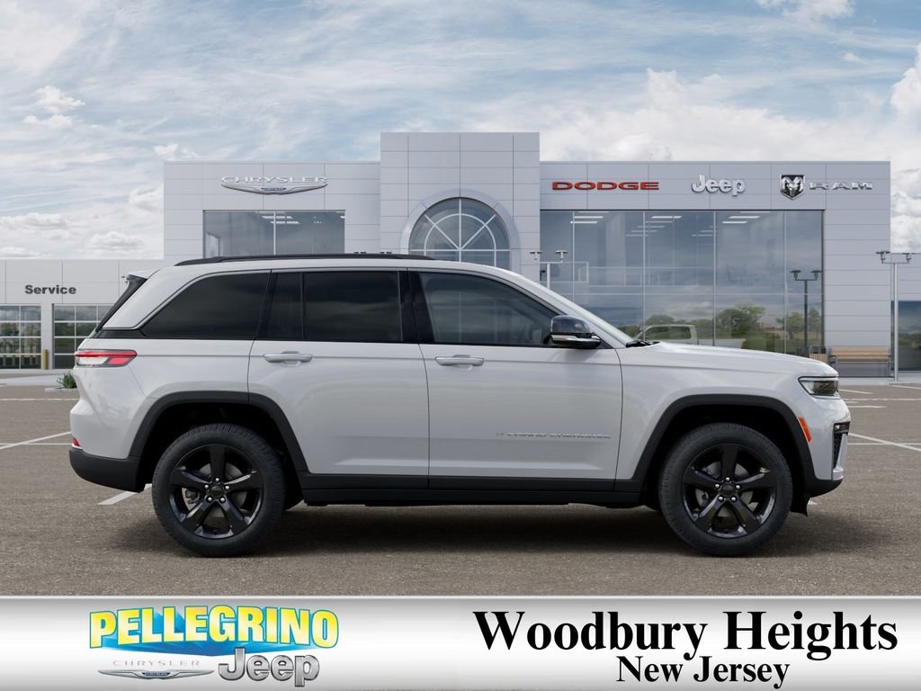 New 2026 Bright White Clear-Coat Exterior Paint Jeep Limited image 21