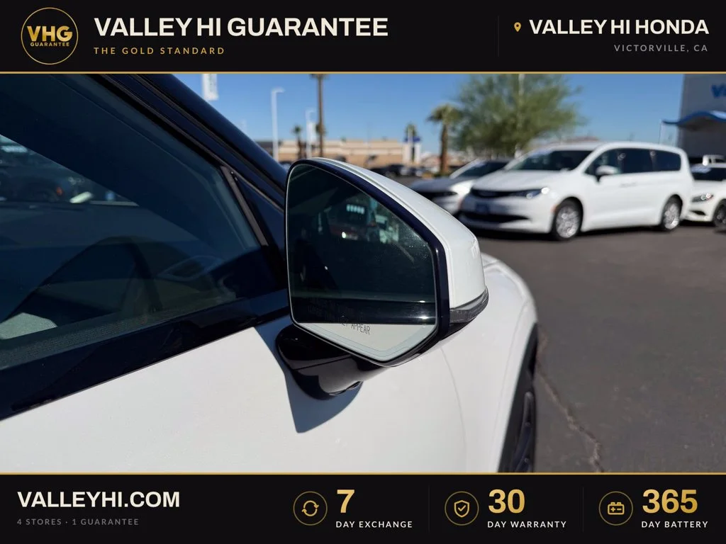 Used 2022 White Polestar Long Range Dual Motor image 14