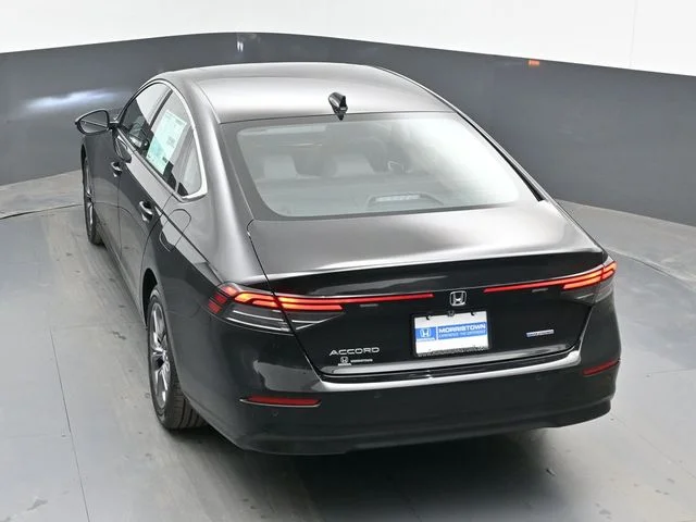 New 2026 Crystal Black Pearl Honda EX-L Hybrid image 33