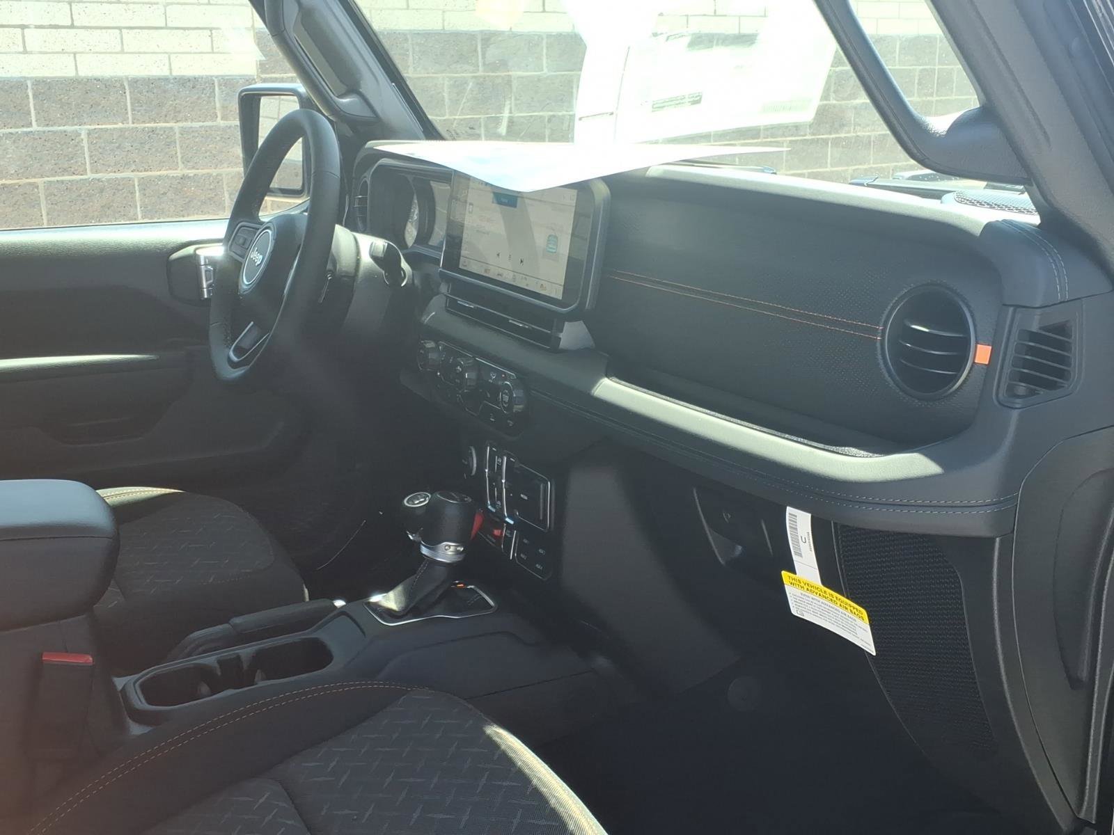 New 2026 Black Clear-Coat Exterior Paint Jeep Mojave image 6