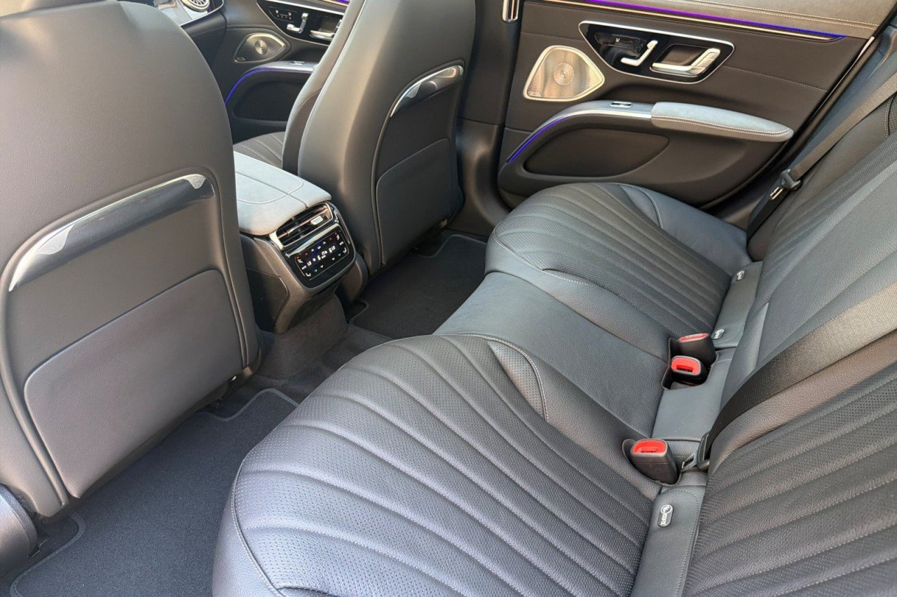 New 2026 Cirrus Silver Metallic Mercedes-Benz EQS 450 4MATIC® Sedan image 11
