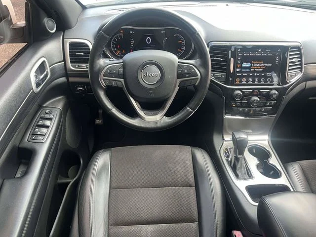 Used 2020 White Jeep Altitude image 17