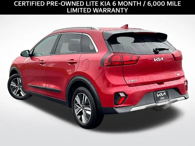 Used 2022 Red Kia LXS image 4
