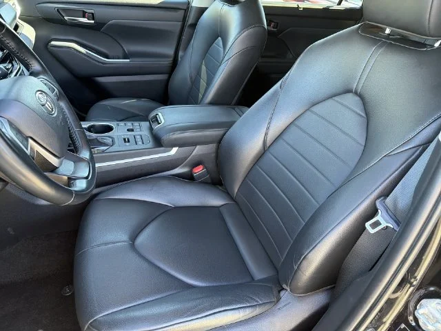 Used 2023 Black Toyota XLE image 35