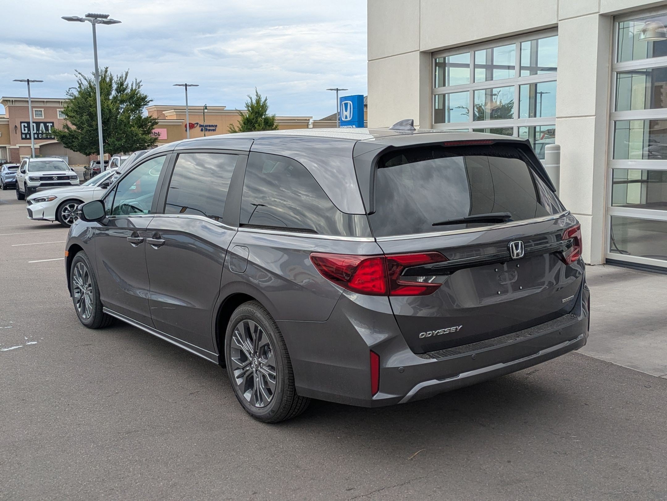 New 2026 Modern Steel Metallic Honda EX-L image 5