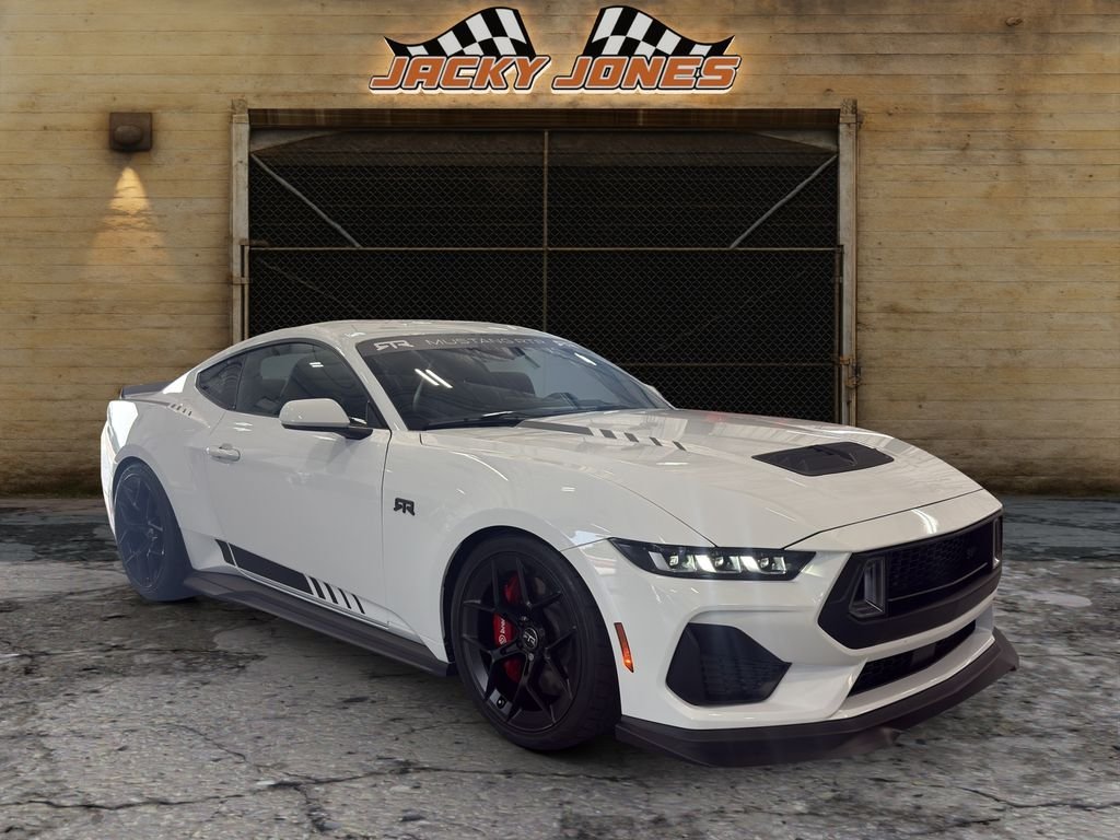 2025 Ford Mustang GT Premium - Photo 13