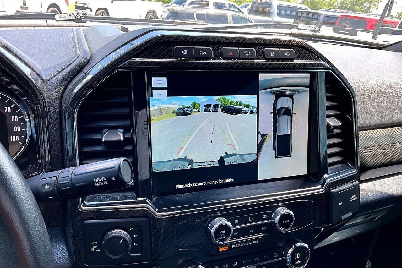 Used 2022 AGATE BLACK Ford LARIAT image 18