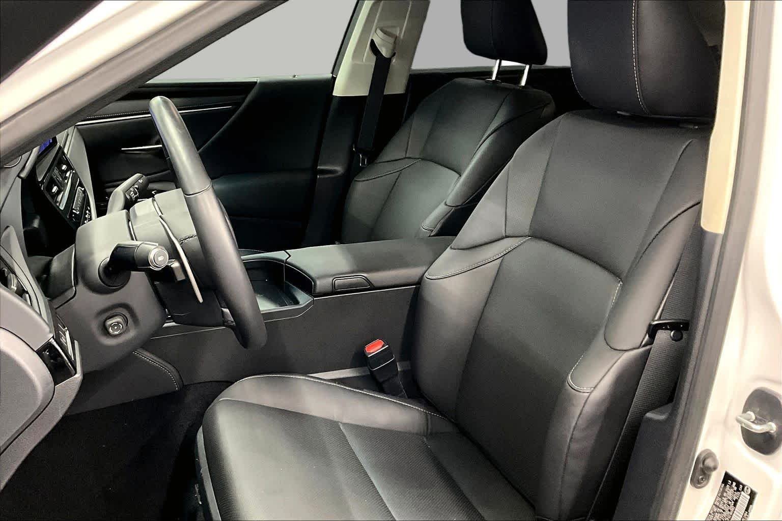 Certified Pre-Owned 2025 Lexus ES 350