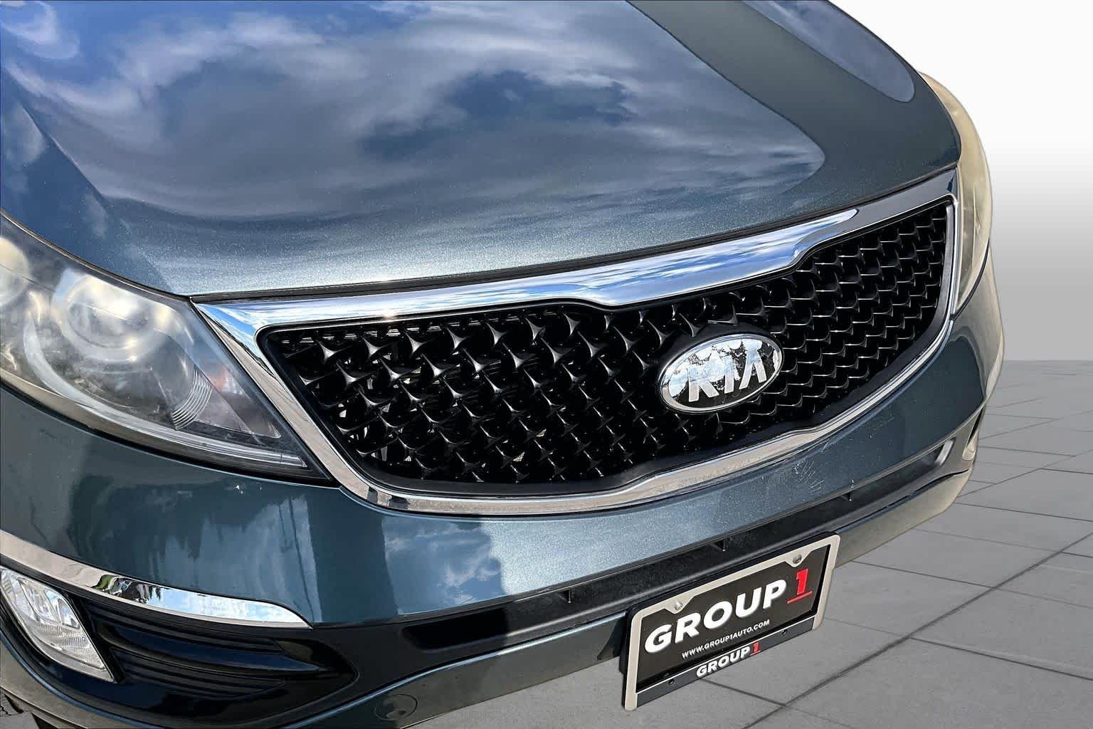 Used 2014 Sage Green Kia EX image 27