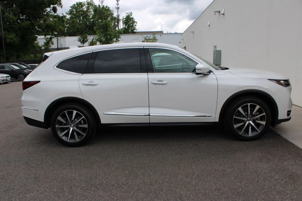 New 2026 Platinum White Pearl Acura Technology Package image 32